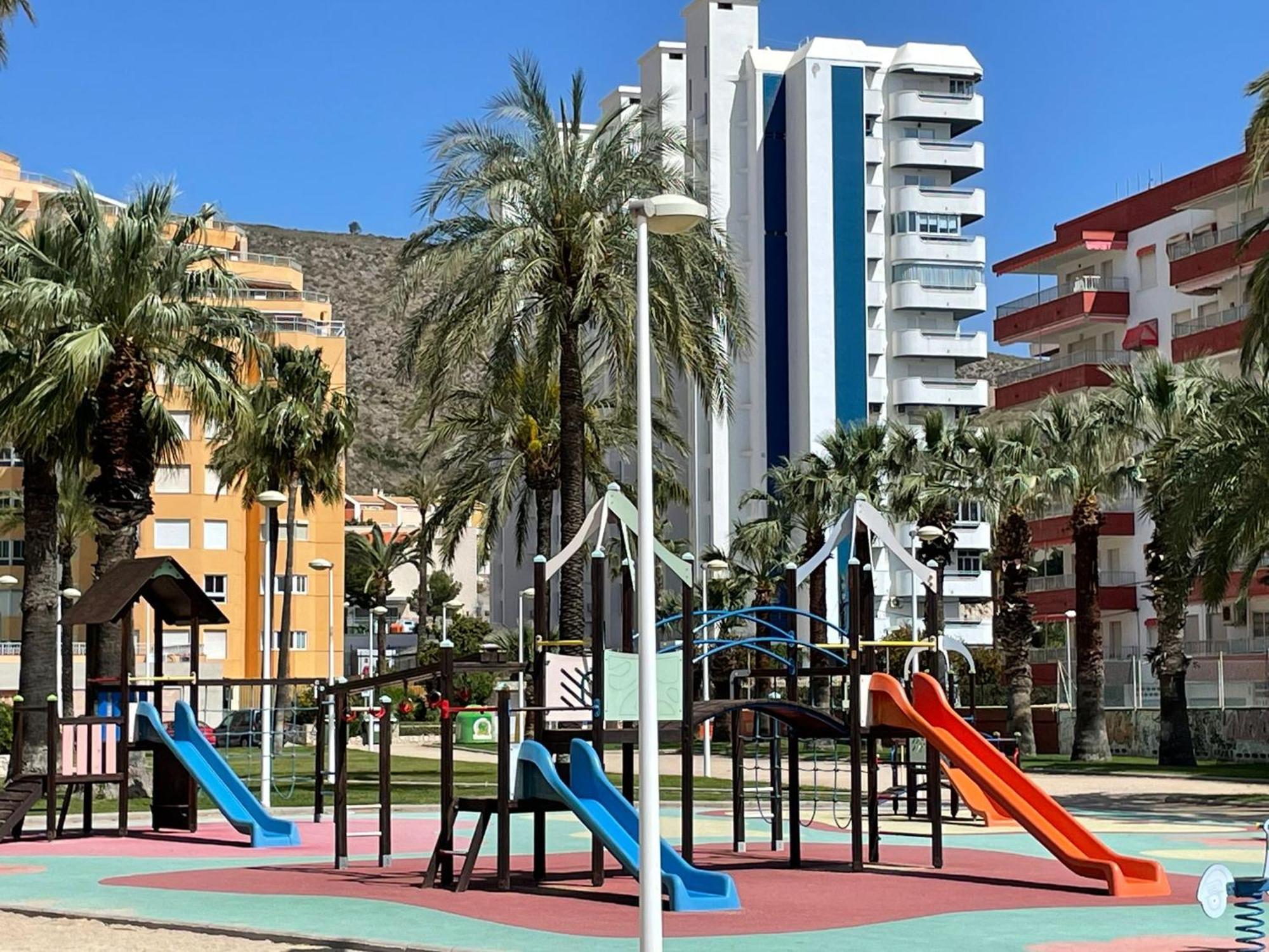 Vive El Mediterraneo - Con Piscina En